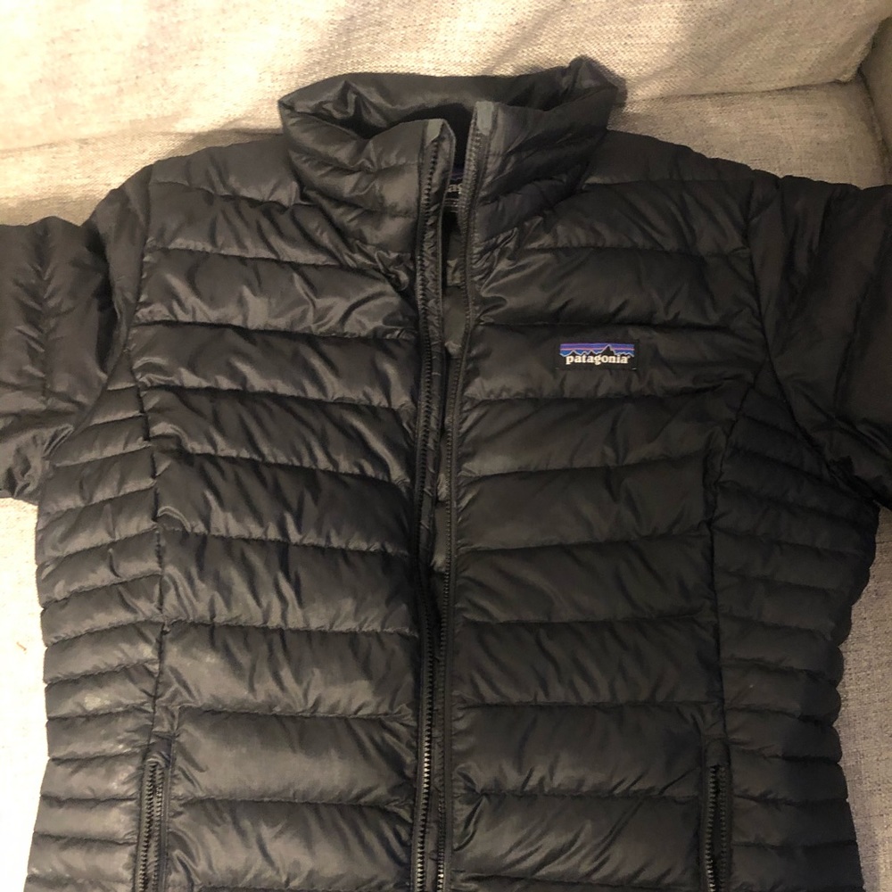 Patagonia women’s down sweater jacket